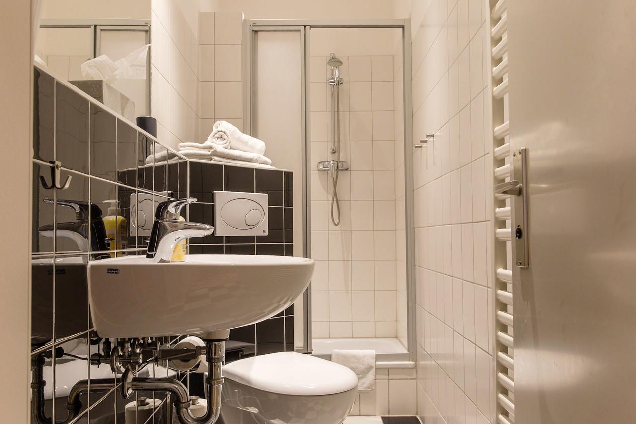 Apartment Kopen Lessing Charlotte Mauerpark เบอร์ลิน ภายนอก รูปภาพ